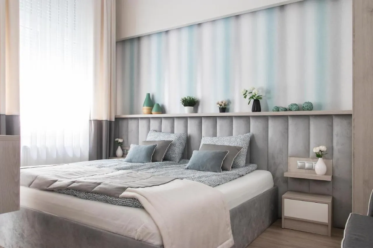 Central Relax Boutique Suites Budapest 0*,